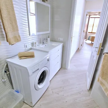 Apartmán With Terrace On The Seafront In Playa Fanabe *
